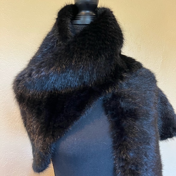 Saks fifth Ave blk mink fur wrap stole cape shrug shawl w/Pockets - Picture 14 of 16